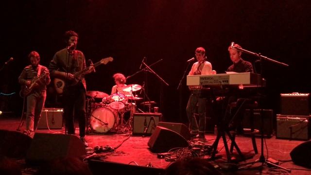 Devendra Banhart Live - Middle Names смотреть онлайн