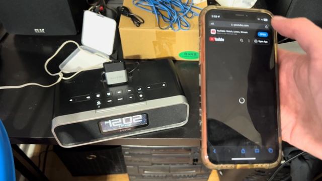 The INVERY DockLinQ Pro Bluetooth iPod Dock Adapter Works! смотреть онлайн
