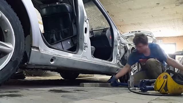 Mersedes Benz E210 замена парогов смотреть онлайн