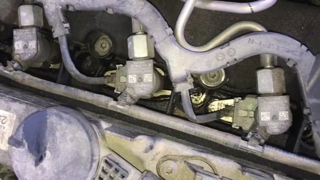 OM 651 Diesel injectors leak смотреть онлайн