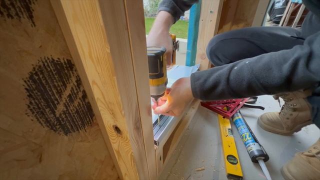 DIY Solo Garden Office Build, Part 12 - Doors and Windows смотреть онлайн
