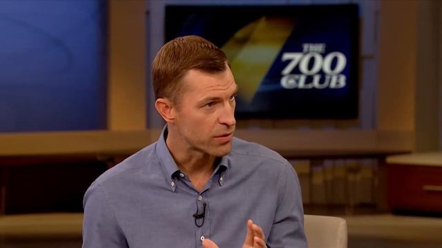 Israel Apologizes For Deadly Airstrike | The 700 Club смотреть онлайн