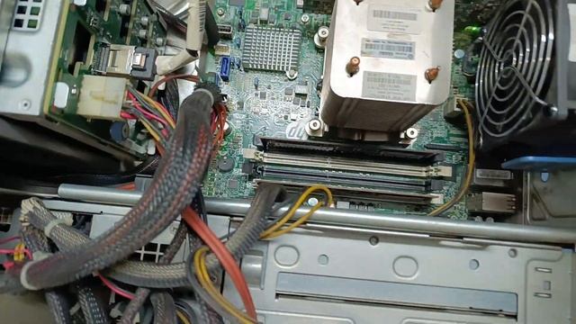 hp proliant ml310e gen8 v2 got stuck on post black screen 30% booting problem fix смотреть онлайн