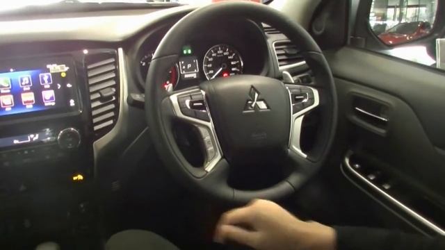 MITSUBISHI TRITON EXCEED WALK AROUND VIDEO FROM BERWICK MITSUBISHI смотреть онлайн
