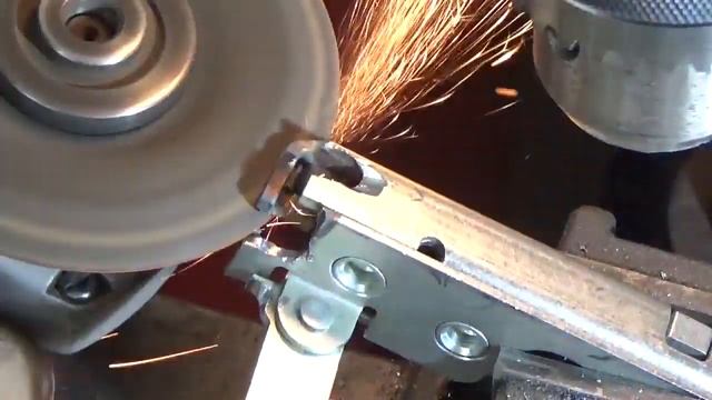 427 Cobra Replica - Streetbeasts 1966 Kit Car Installing the Trunk Latch смотреть онлайн