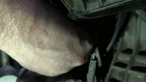 Pontiac Vibe Toyota Matrix 1.8L 1zzfe Thermostat replacement