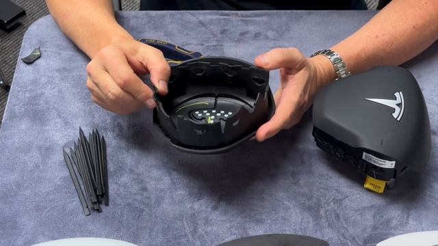 Model 3 & Y Steering Wheel Air Bag Top Cover Replacement Variety* смотреть онлайн