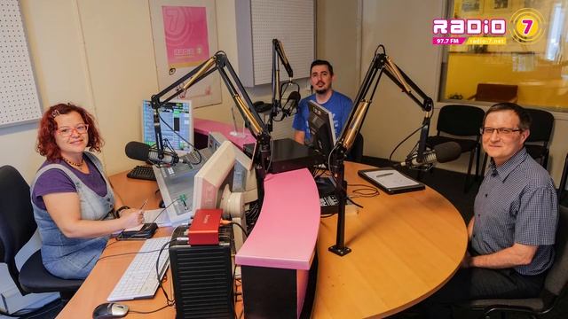 Familja Sot - Fatalizimi, dyshimi dhe besimtari смотреть онлайн