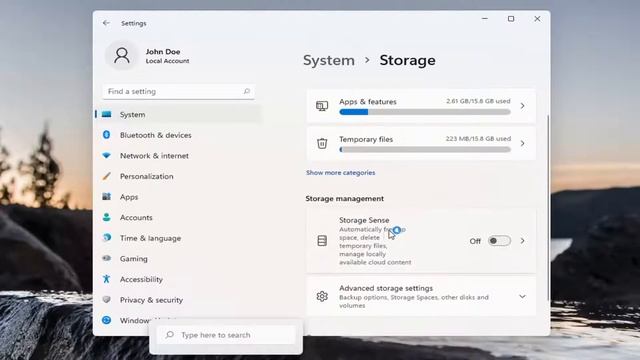 How to Use Storage Sense to Free up Space on Windows 11 [Tutorial] смотреть онлайн