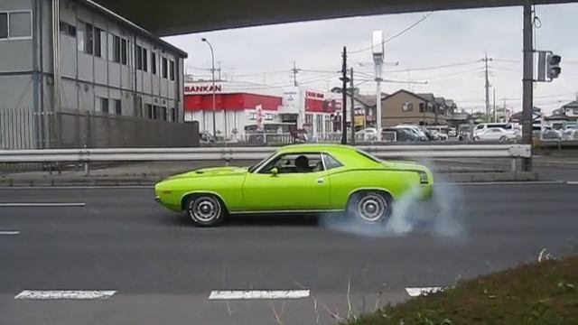 '73　Plymouth Barracuda　'cuda смотреть онлайн