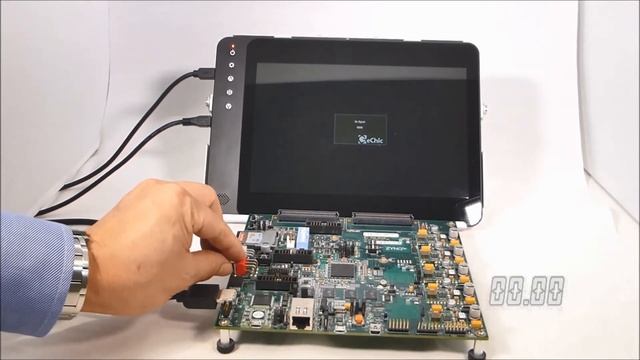 Ubuntu 12.04 w/ Ubiquitous QuickBoot on Xilinx Zynq-7000 All Programmable SoC смотреть онлайн