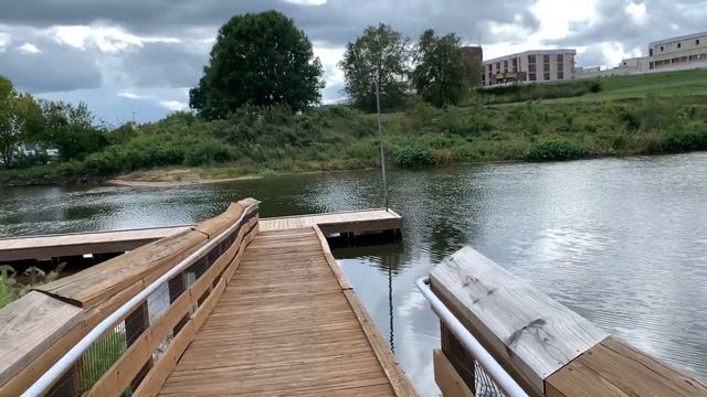 Apple IPhone XS Max Video Sample (1080/60fps) смотреть онлайн