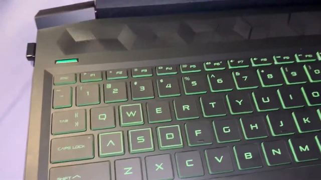 Epic Laptop смотреть онлайн