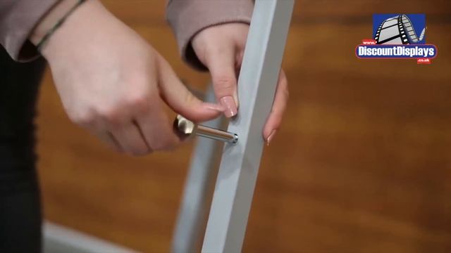 Portable display easel смотреть онлайн