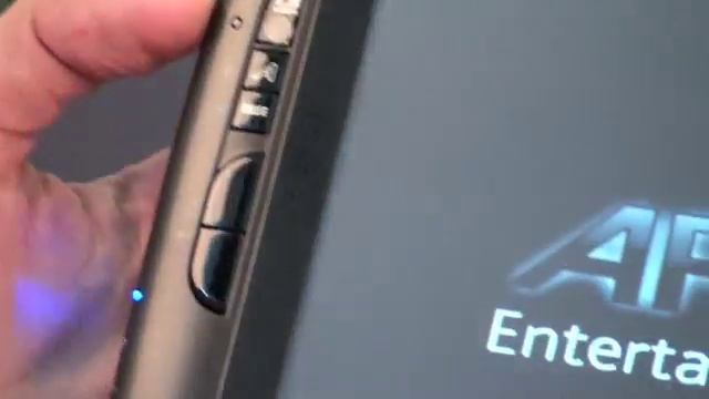 Tinhte.com - Trên tay tabletPC Archos 9 смотреть онлайн