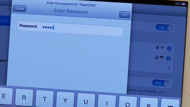 Setting Up Wi-Fi on your iPhone or iPad (HD version) смотреть онлайн