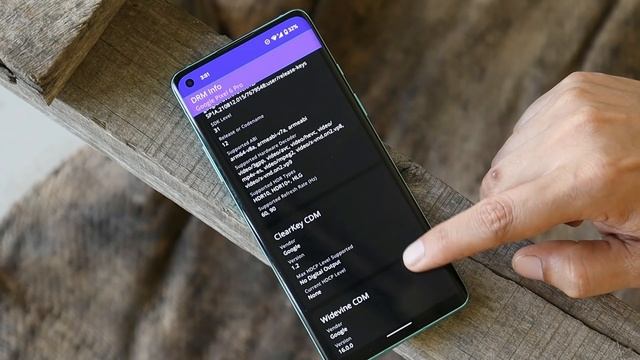 Android 12 for Oneplus 8, 8 Pro & 8T - Pixel 6 pro features Live Translate, Motion wallpaper & more смотреть онлайн
