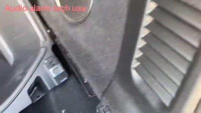 Ubicación De la batería 2020 jeep gran Cherokee смотреть онлайн