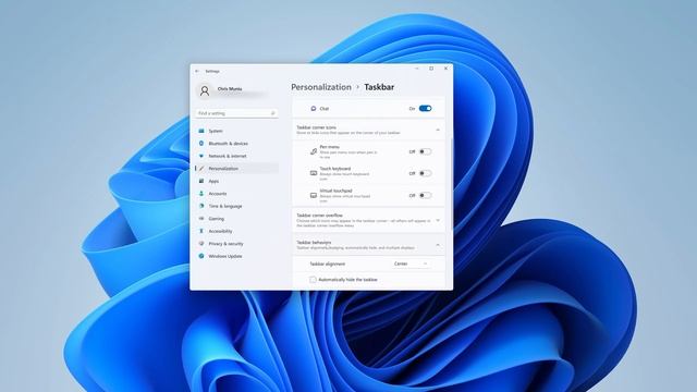 How To Hide The Taskbar In Windows 11 смотреть онлайн