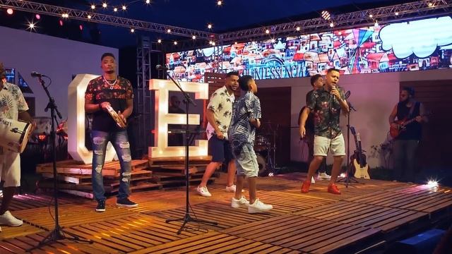 Sou Favela - Grupo Quintessencia Part. Ruanzinho (Clipe Oficial) смотреть онлайн