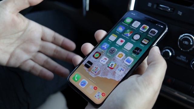 Autenticando pagamentos com o Face ID no iPhone X (Apple Pay e apps) смотреть онлайн
