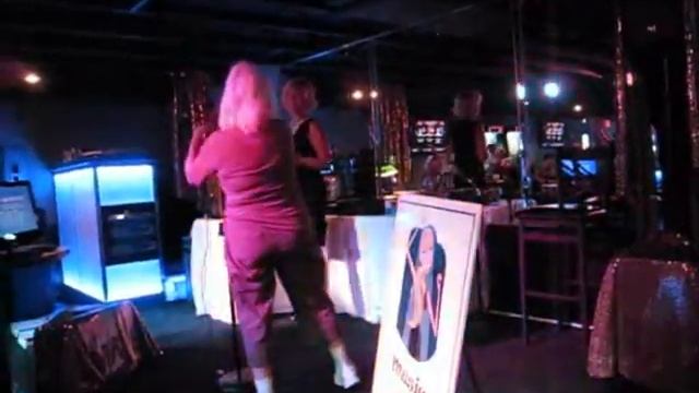 MISS MARIE FROM MAKO'S IN FLORIDA.wmv смотреть онлайн