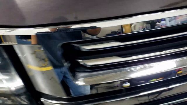 Dealership Keeps Us Both Busy смотреть онлайн