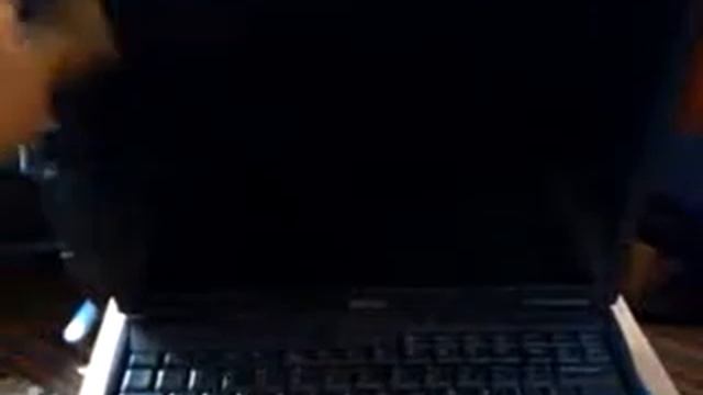 DELL LATITUDE C640 Hinges Need Replacing смотреть онлайн