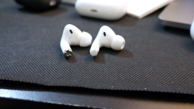 Real Apple AirPods Pro VS Fake AirPods - Can You Spot The Difference смотреть онлайн
