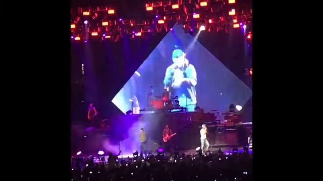 Dierks Bentley Cole Swindell & Jon Party live performance "Flatliner" смотреть онлайн