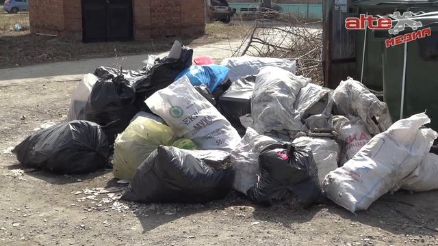 Поток "мусорных" жалоб не утихает смотреть онлайн