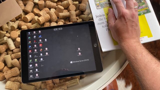 Control RDP sessions on iPad with a mouse смотреть онлайн