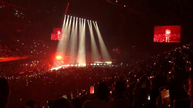 Therefore I Am - Billie Eilish: Happier Than Ever, The World Tour 2022 | Live in Manila (HD)(4K) смотреть онлайн