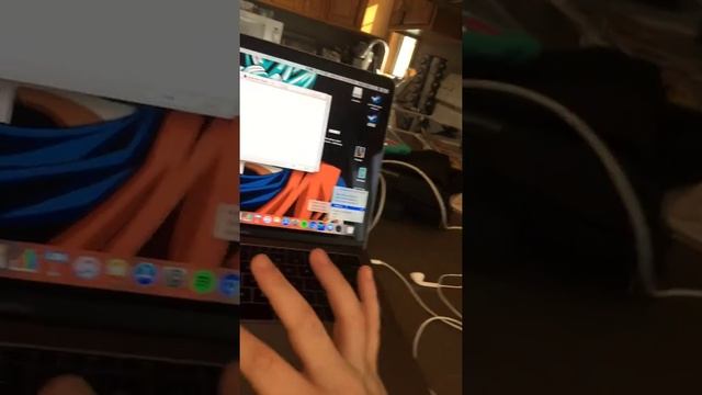 HOW TO RECORD ON APPLE COMPUTER! (QUICKTIME PLAYER) смотреть онлайн