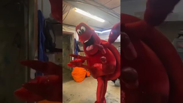 Life-size puppets from Art-Esh workshop смотреть онлайн