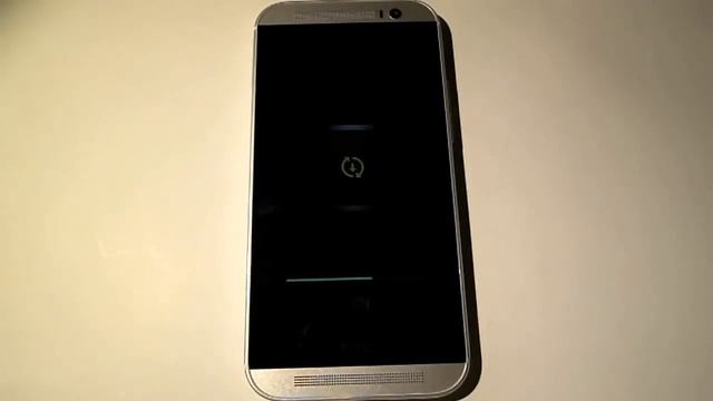 HTC One (M8) & update la versiunea de Android 4.4.3 смотреть онлайн