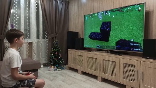 Макс строит портал в АД в Майнкрафте PS4!!! смотреть онлайн