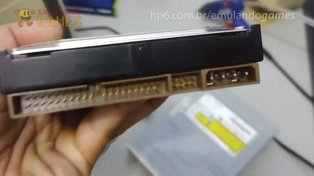 Ressuscitando um PC Antigo Branco com windows xp, drive disquete, cd-rom, Jogos antigos e muito mai смотреть онлайн