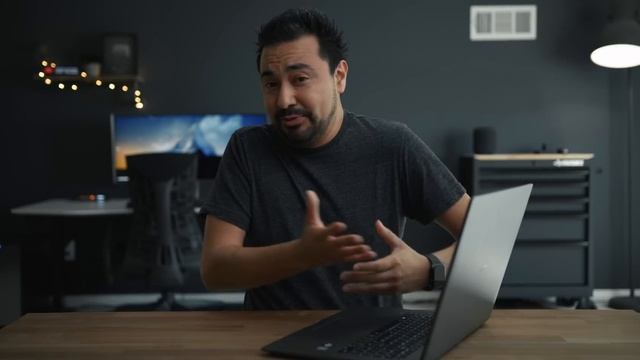 This Laptop is AMAZING for 4K Video Editing in Adobe Premiere Pro! смотреть онлайн