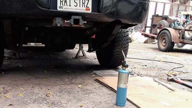 1998 Dodge Durango~ The Rust Project Shackles Prt 2 смотреть онлайн