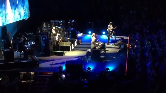 Fleetwood Mac - (You Make Loving Fun) Buffalo NY 2019 смотреть онлайн
