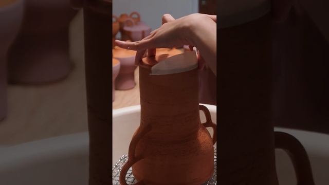 Scandinavian Minimalism Meets Asian Handicraft: Interview with Ceramic Artist, Andrea Tsang. смотреть онлайн