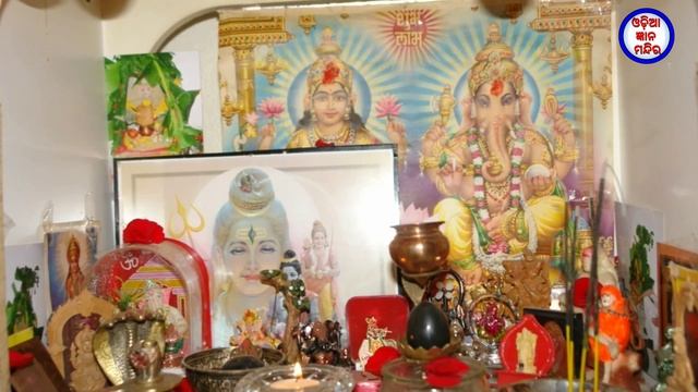 ବାସ୍ତୁଶାସ୍ତ୍ର ଅନୁସାରେ ଠାକୁର ଘର || Odia vastu puja gruha kemiti rahiba || смотреть онлайн