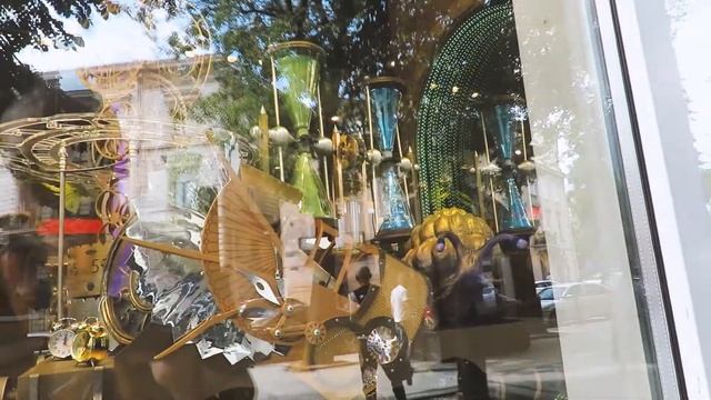 Lviv Chocolate Shop Window смотреть онлайн