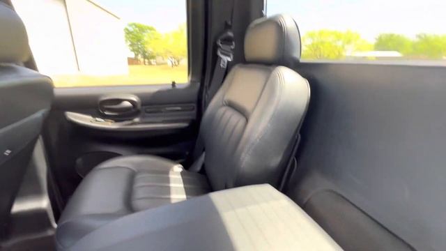 2002 Lincoln Blackwood interior walk around смотреть онлайн