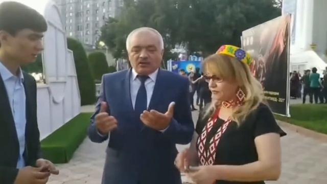 Аловуддин Абдуллоев охирин бор дар Душанбе бо хамсараш Мастураи Ортик (занаш) ва Мавлонаи Начмиддин смотреть онлайн