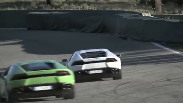 New Lamborghini Huracán LP 610-4 2015 смотреть онлайн