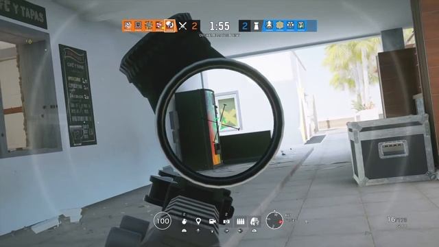 If you see me at a window, don't peek. смотреть онлайн