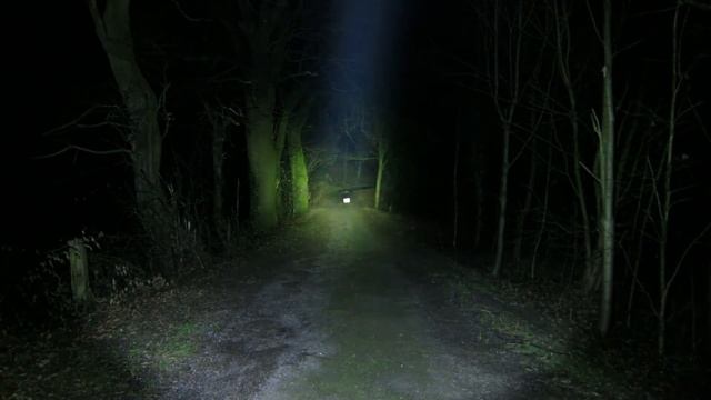Nitecore TM26 3500 Lumen - Fenix TK75 2600 Lumen смотреть онлайн