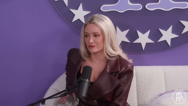 Holly Madison Opens Up About Falling Out with Kendra Wilkinson смотреть онлайн